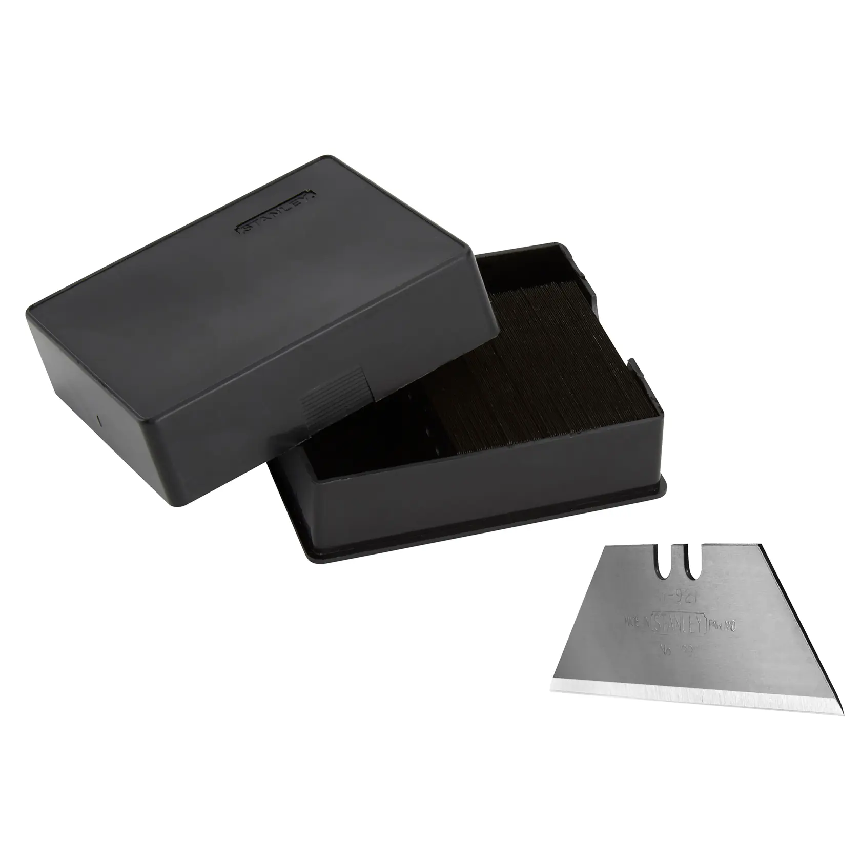 STANLEY 1-11-921 cuchillas de corte para cúter en caja de almacenamiento de plástico negra, vista en ángulo sobre fondo blanco.