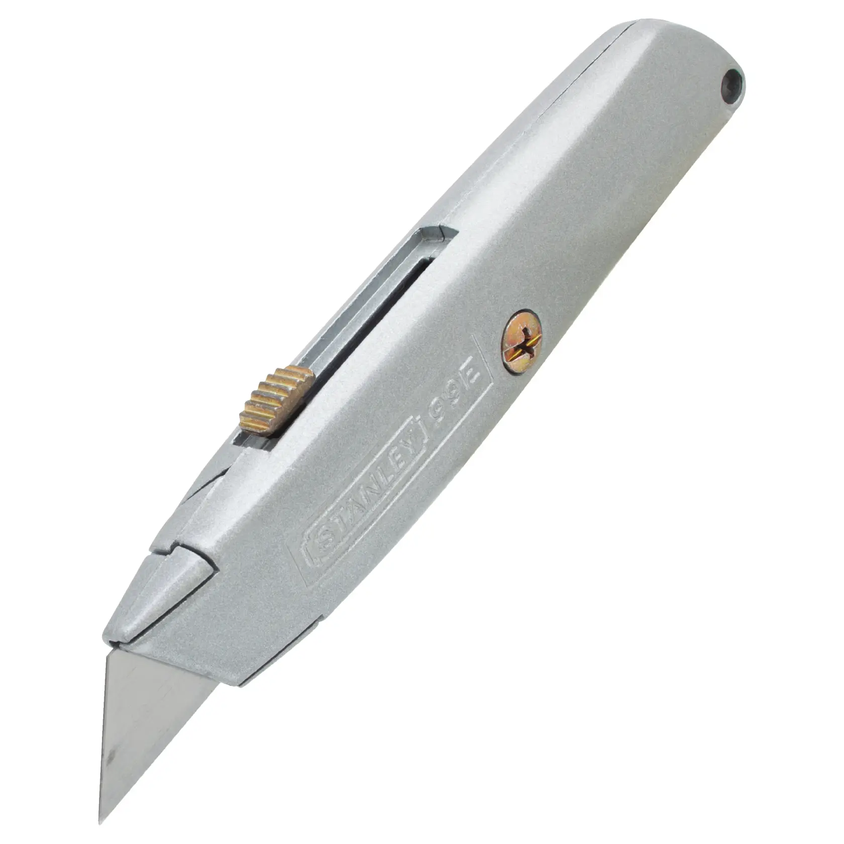 Cuchillo de uso general STANLEY 10-099-KR con cuerpo metálico plateado, vista en ángulo sobre fondo blanco.