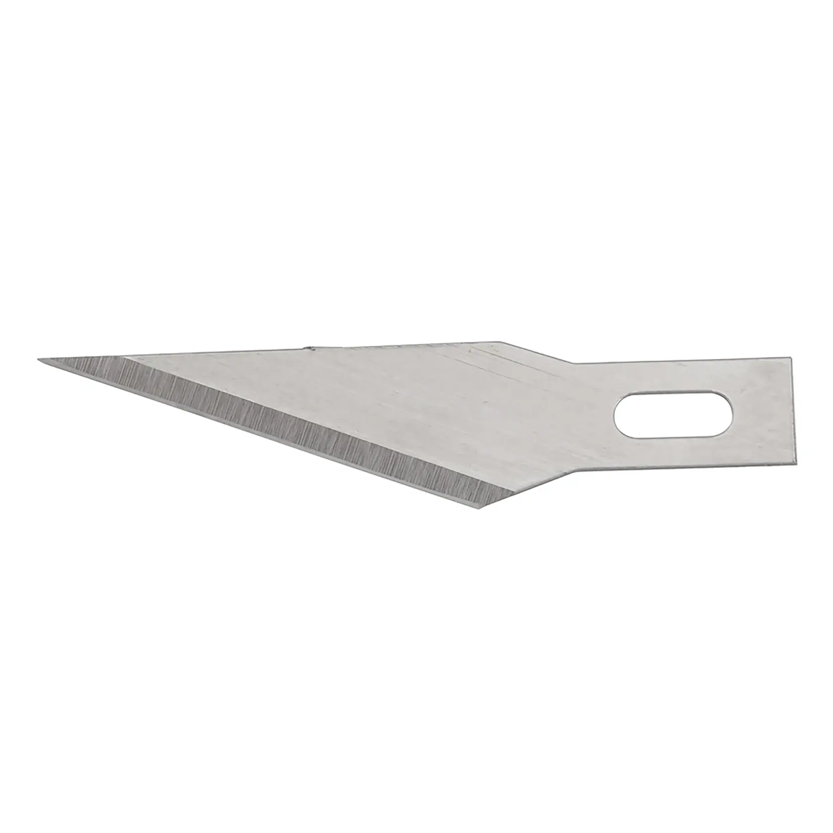 Cuchilla plateada Stanley para cuchillo de manualidades con filo inclinado, vista lateral sobre fondo blanco.