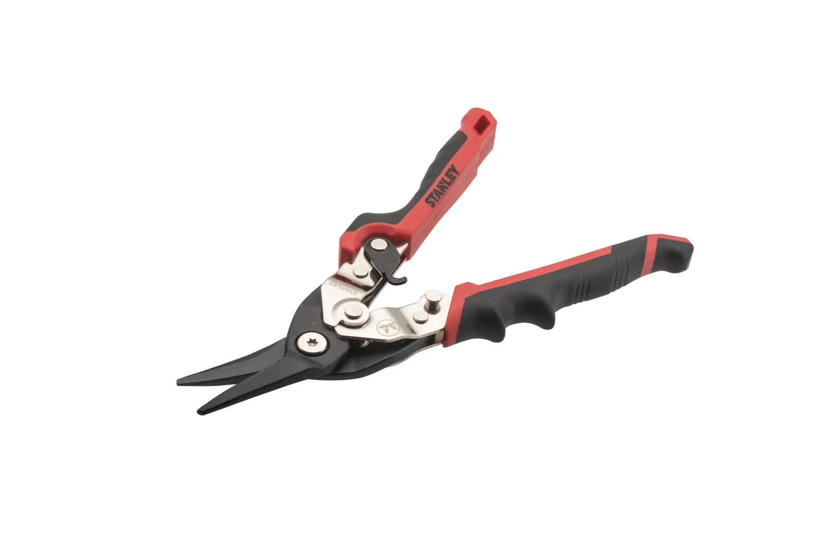 STANLEY FMHT73755 tijera para aviación con hojas curvas negras y mangos ergonómicos negro-rojos, ángulo lateral sobre fondo blanco.