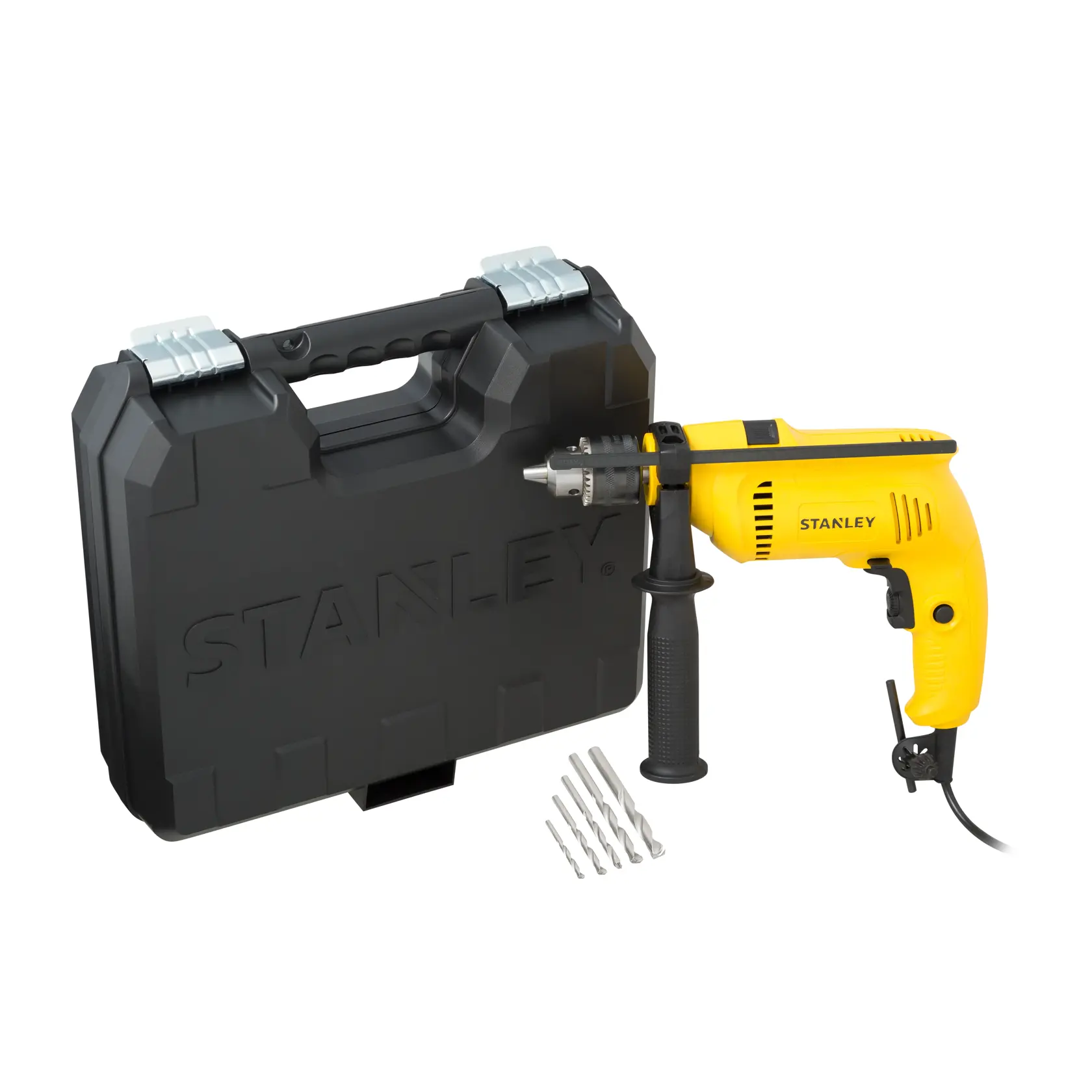 Taladro con cable amarillo STANLEY SDH600KA con empuñadura lateral, maletín negro y cinco brocas, en fondo blanco.