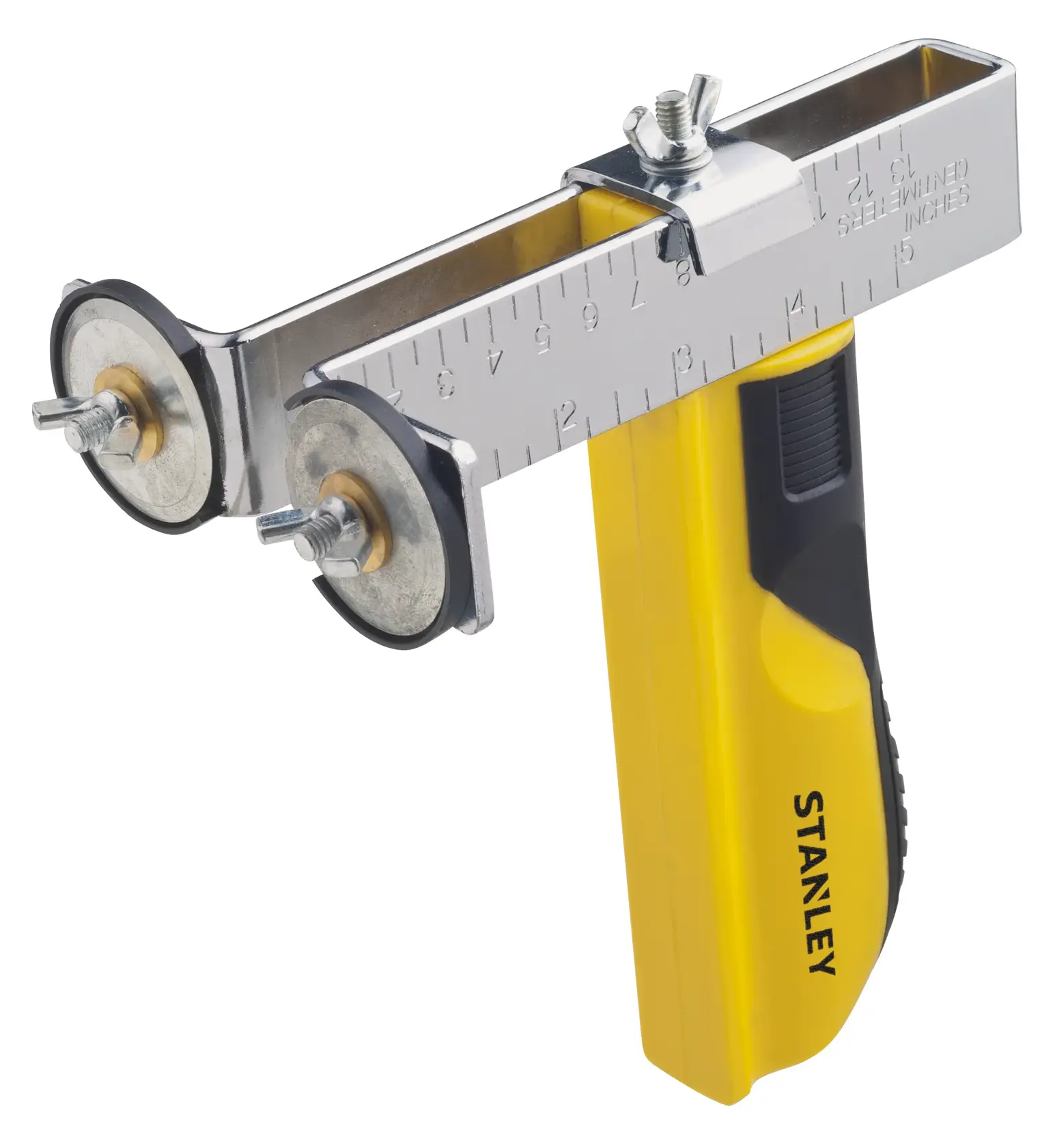 Stanley STHT16069LA cortador de tubos con mango amarillo y regla metálica ajustable, ángulo frontal.