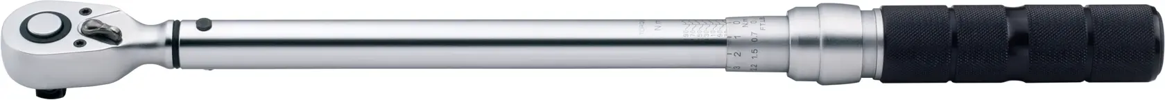 Stanley STMT73590 llave de torque, cuerpo plateado con empuñadura negra, vista lateral sobre fondo blanco